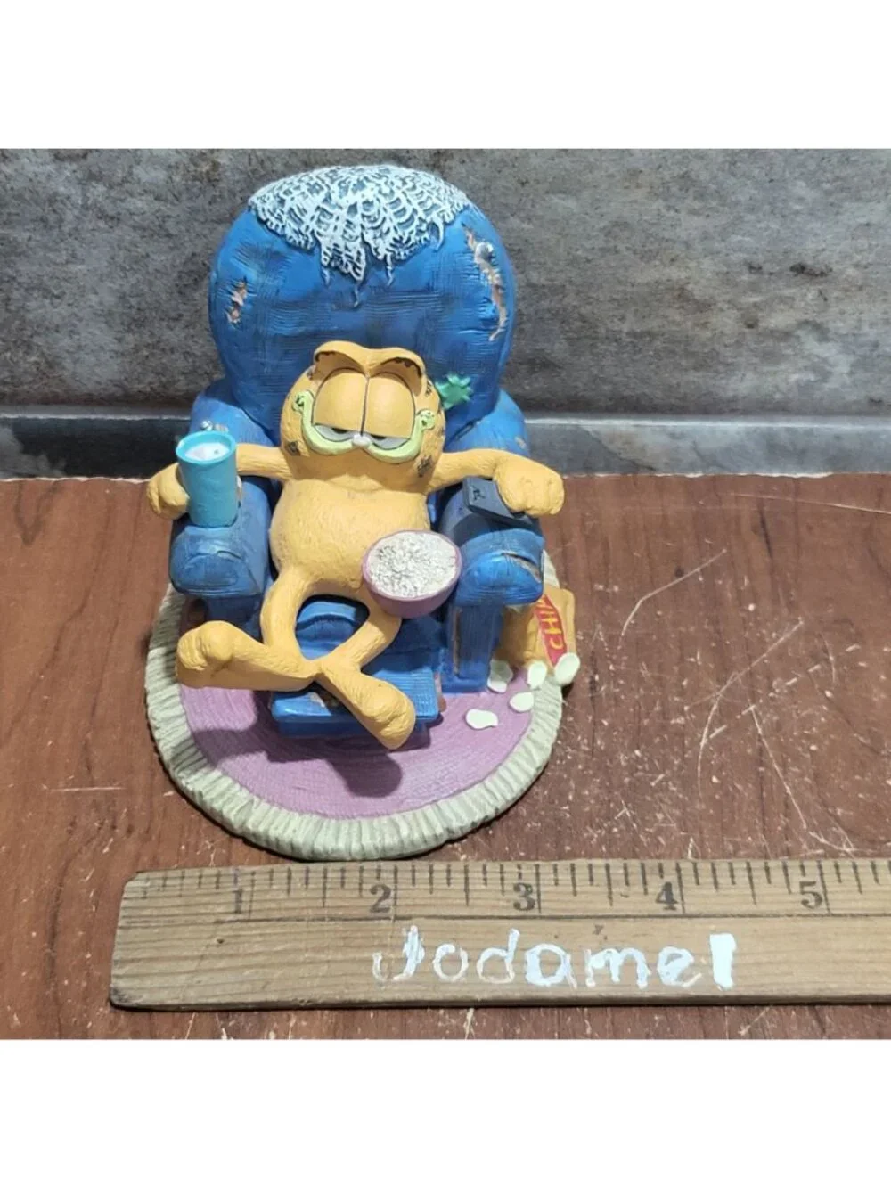 Vintage Danbury Mint Garfield Figurine Sittin Pretty 1992